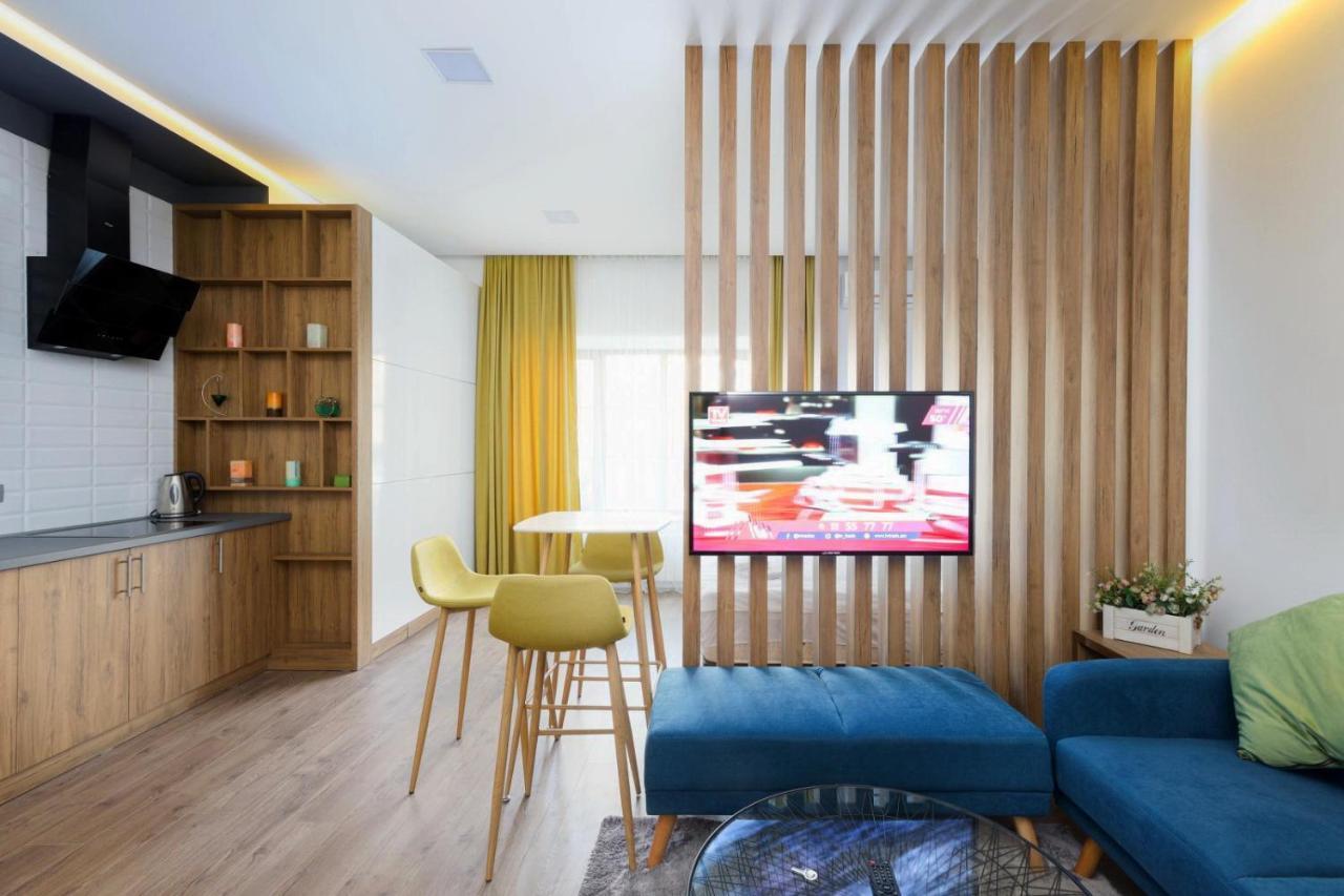 Stay Inn-Apartments On Abovyan 32 Yerevan Bagian luar foto