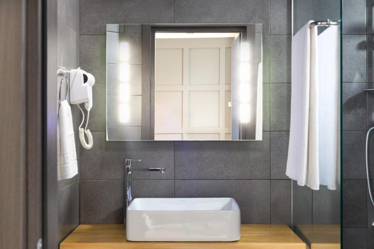 Stay Inn-Apartments On Abovyan 32 Yerevan Bagian luar foto