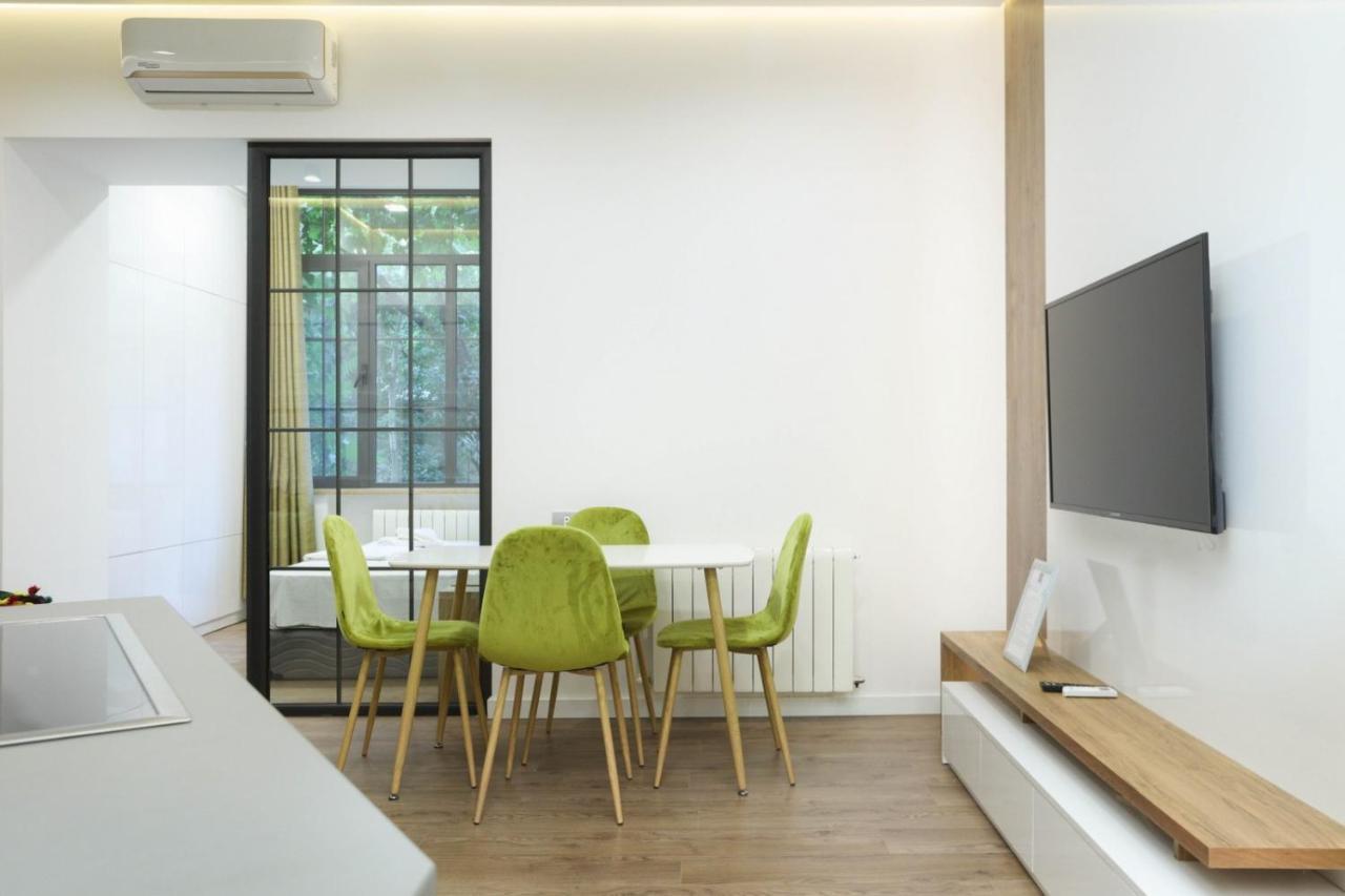 Stay Inn-Apartments On Abovyan 32 Yerevan Bagian luar foto