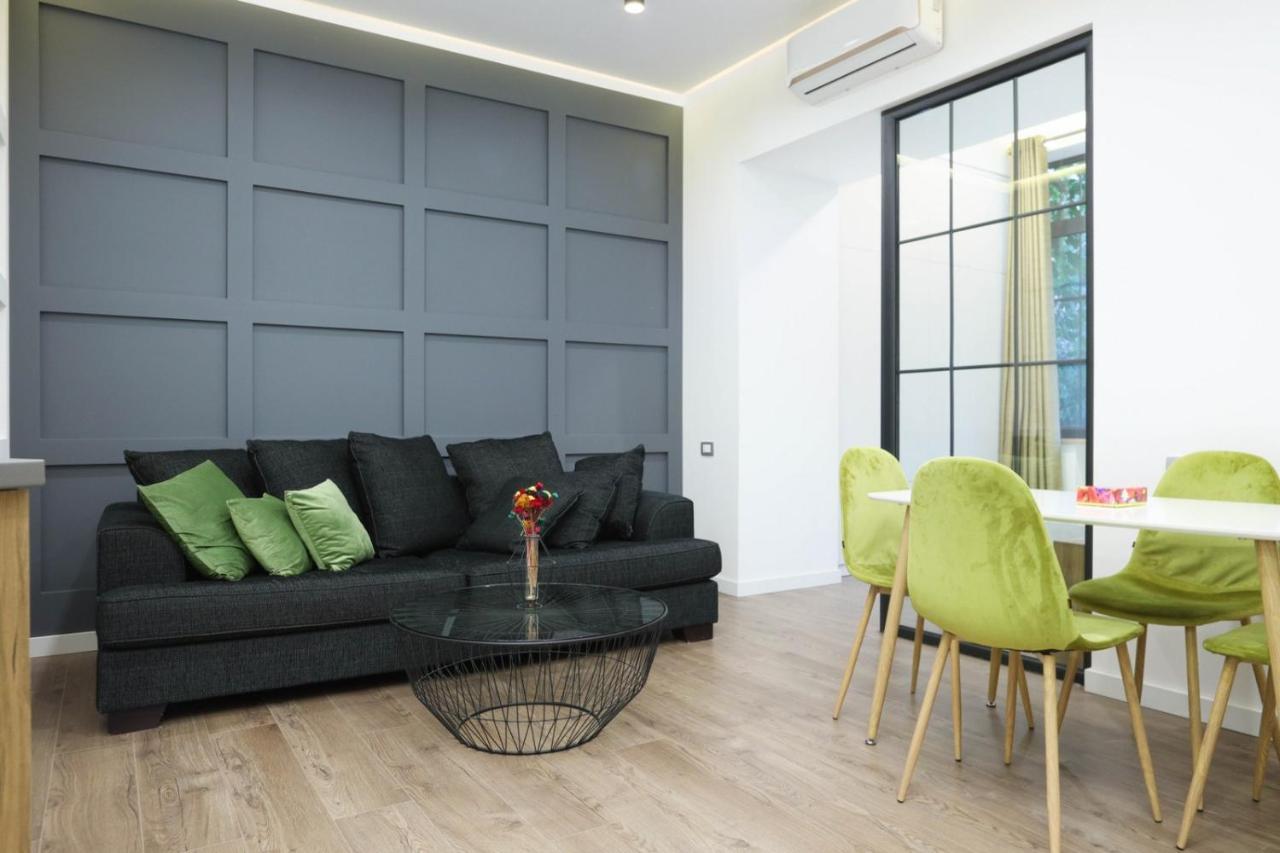 Stay Inn-Apartments On Abovyan 32 Yerevan Bagian luar foto